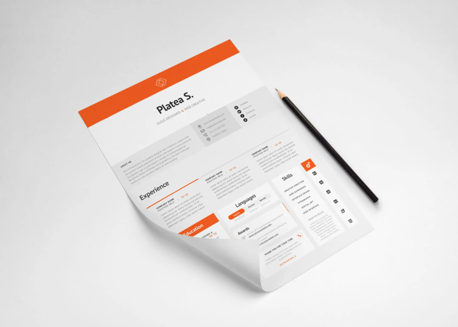 UI UX Designer Creative Resume Free PSD Template – Download Now